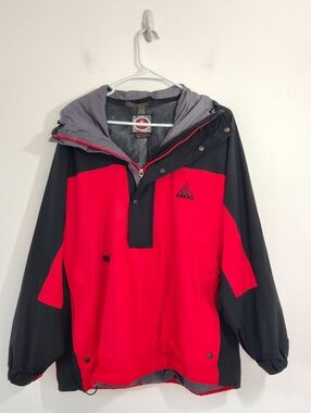 Vintage Nike ACG Storm Fit Red Black Windbreaker S